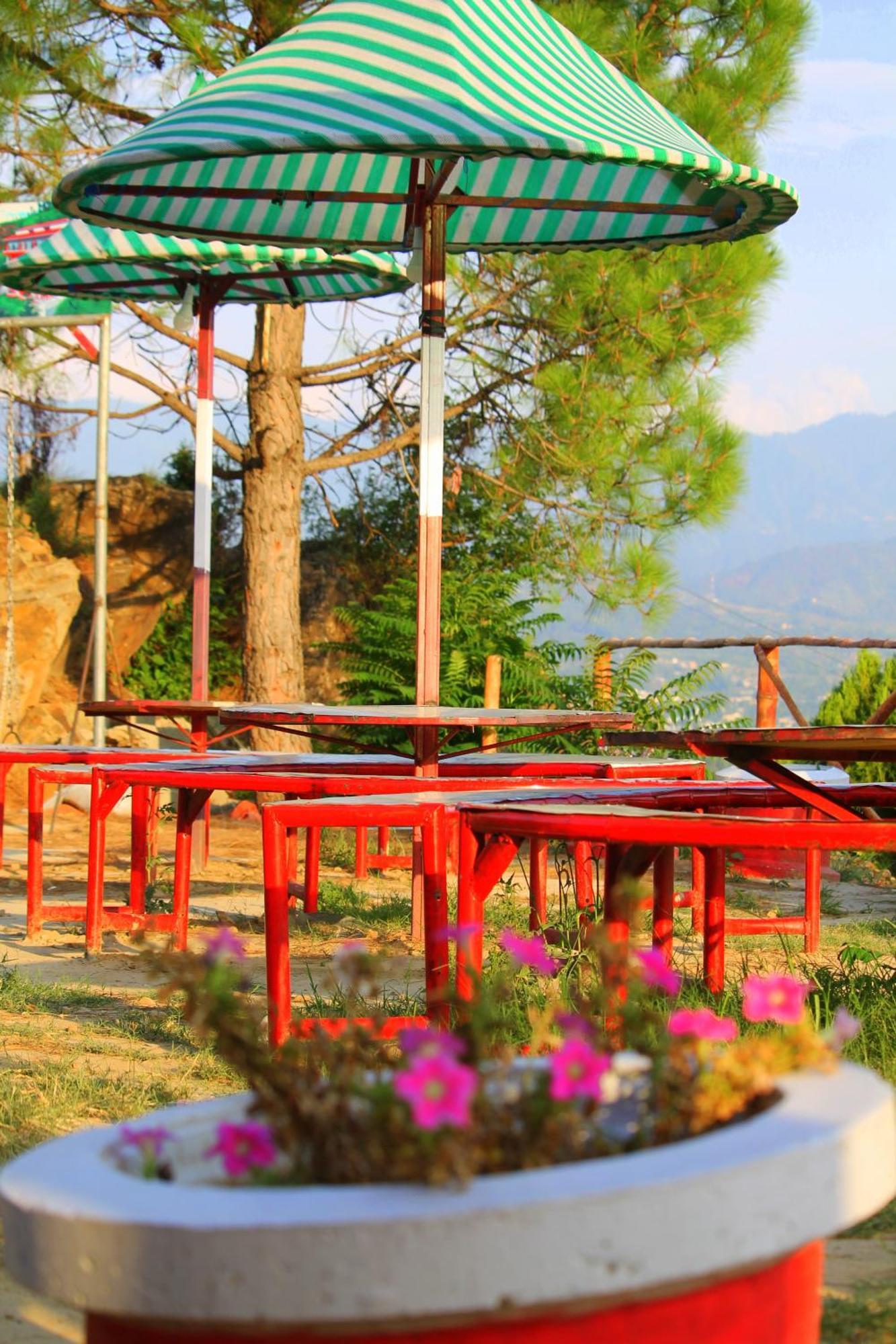 Red Rose Hotel & Resort Mansehra Exterior foto